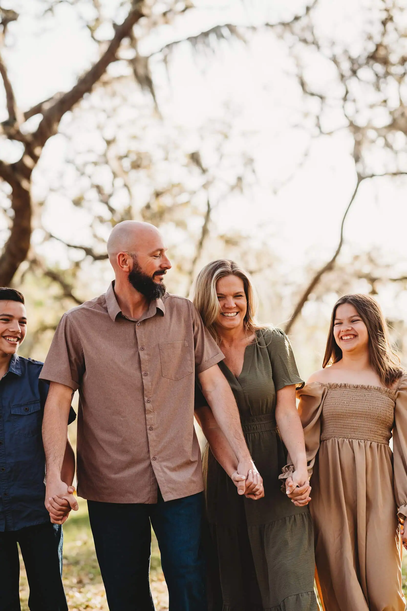 Goldenhouroaktrees - Jennifer Duke Photography Golden Hour under the Oak Trees,Family Photo Session